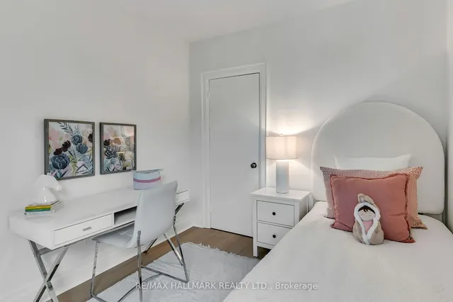 Additional image 18 of 223 Bain Ave