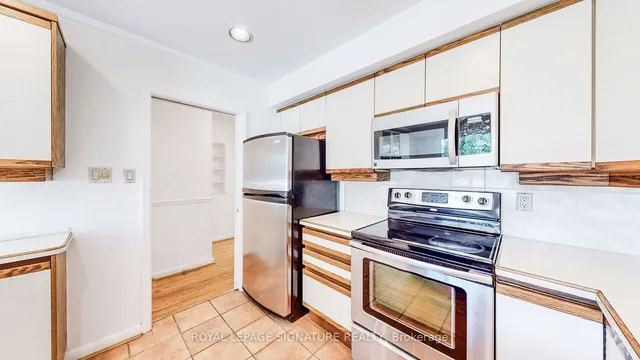 Additional image 20 of 24 Burleigh Heights Dr