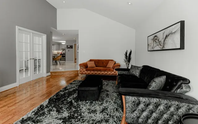 Additional image 16 of 129 Maple Leaf Dr