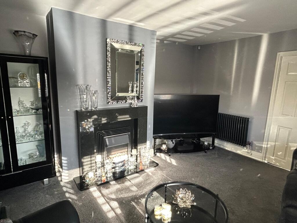 Additional image 5 of Eversley Drive, Bradford, BD4