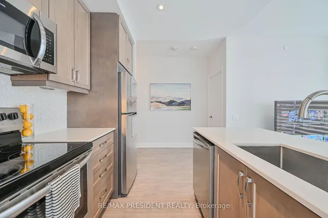 Additional image 19 of 15 Lynch St Unit 902