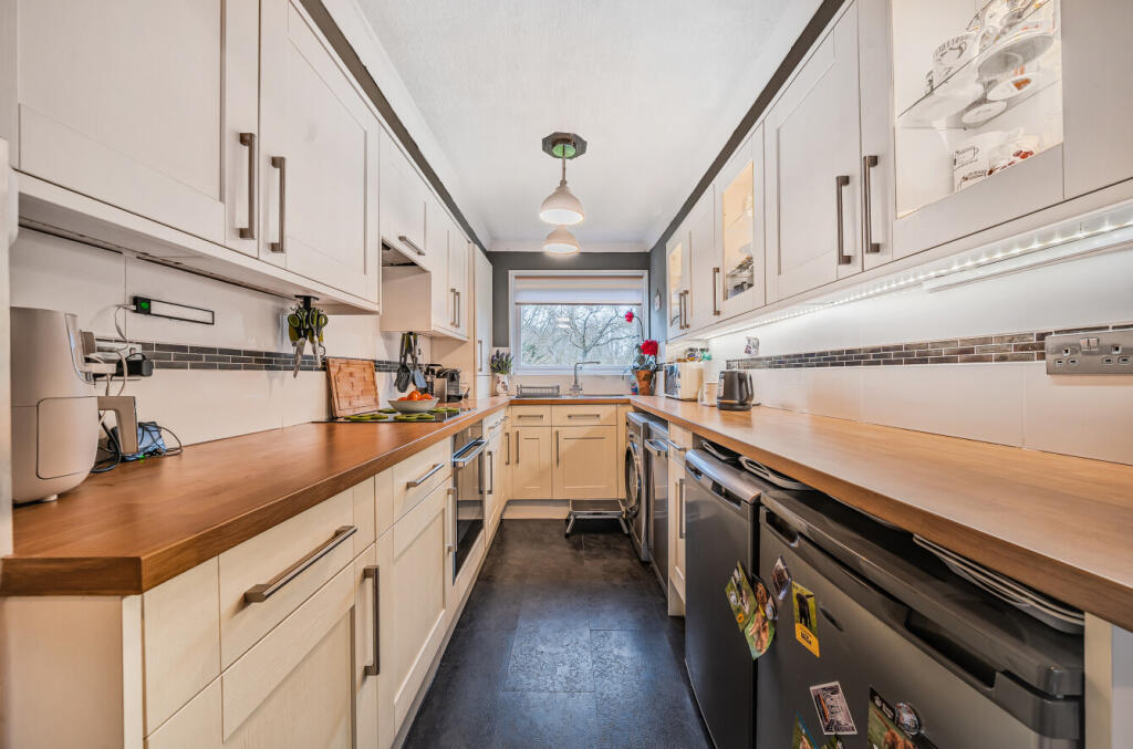 Additional image 9 of Fairbank Avenue, Crofton Heath, Orpington, Kent, BR6