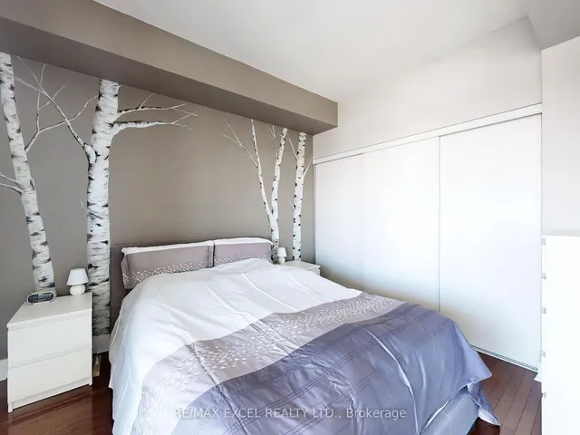 Additional image 19 of 26 Norton Ave Unit 706