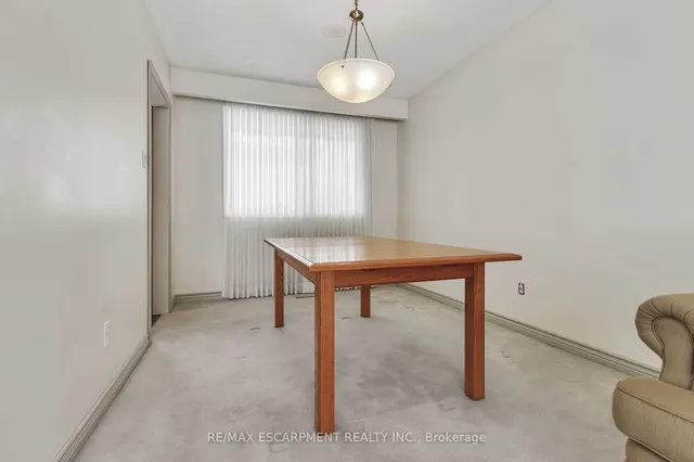 Additional image 13 of 3099 Northview Cres