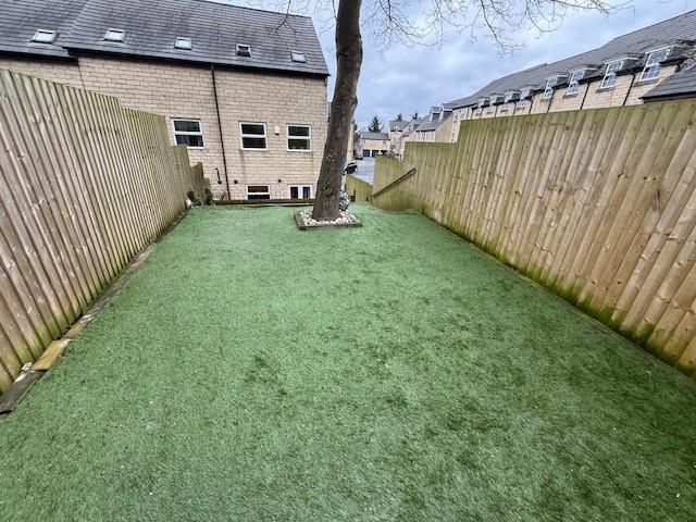 Additional image 22 of Far Highfield Close, Idle