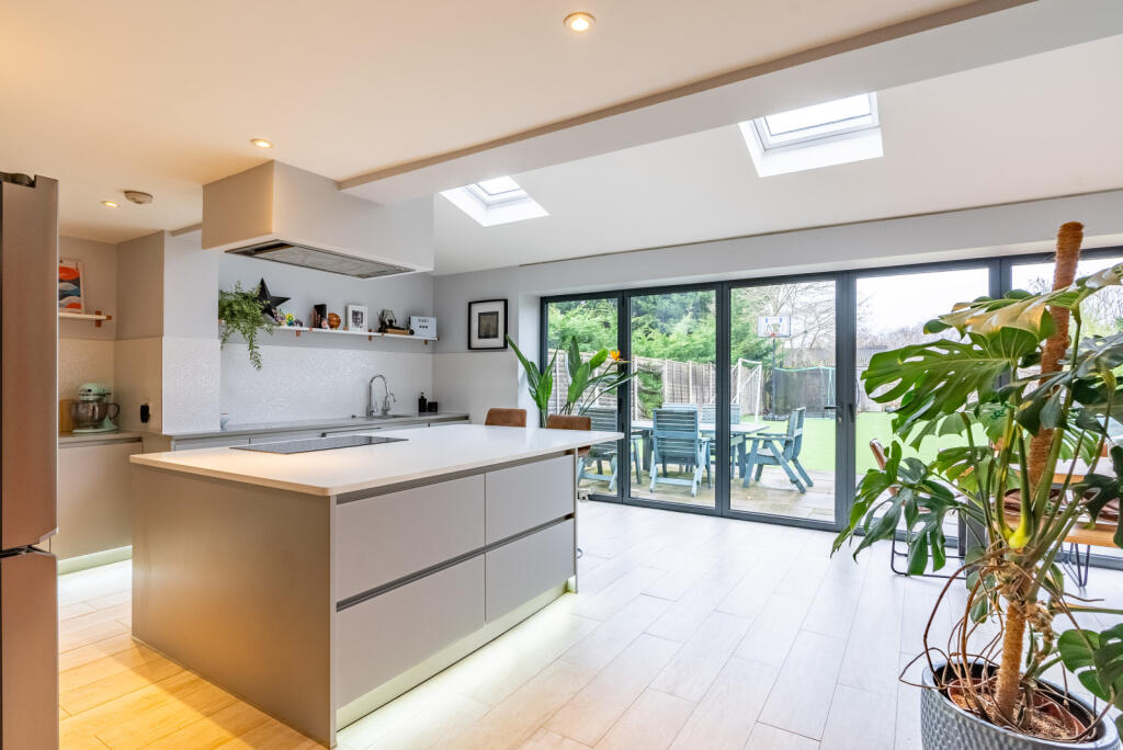 Nelson Avenue, St. Albans, Hertfordshire, AL1