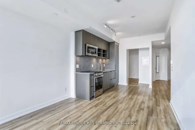 Additional image 6 of 135 East Liberty St Unit 1402