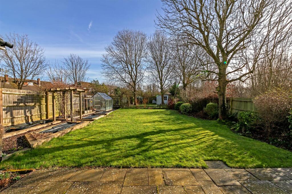 Additional image 42 of Old School Drive, Wheathampstead, St. Albans