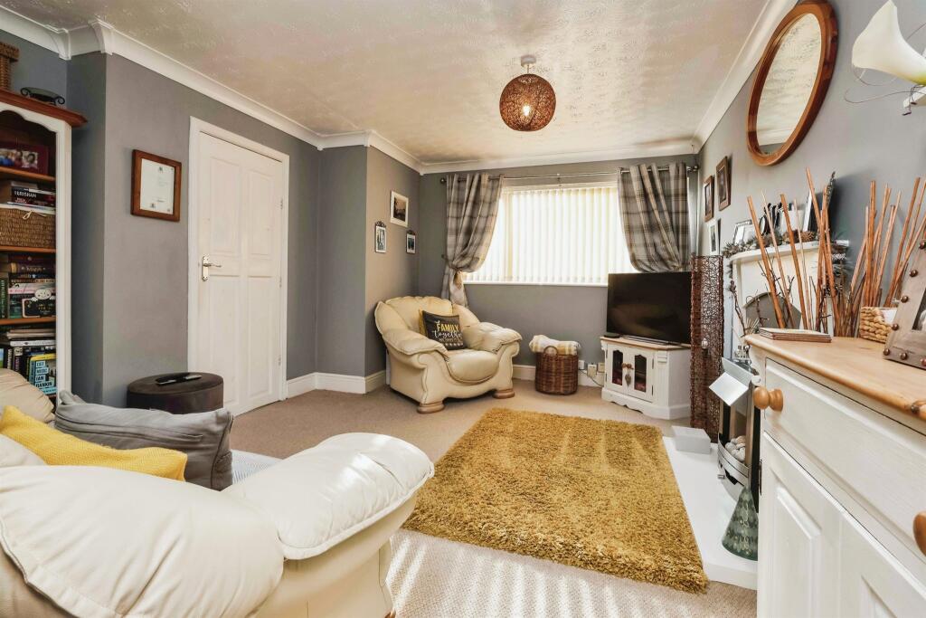 Additional image 3 of Bell Close, BIRMINGHAM