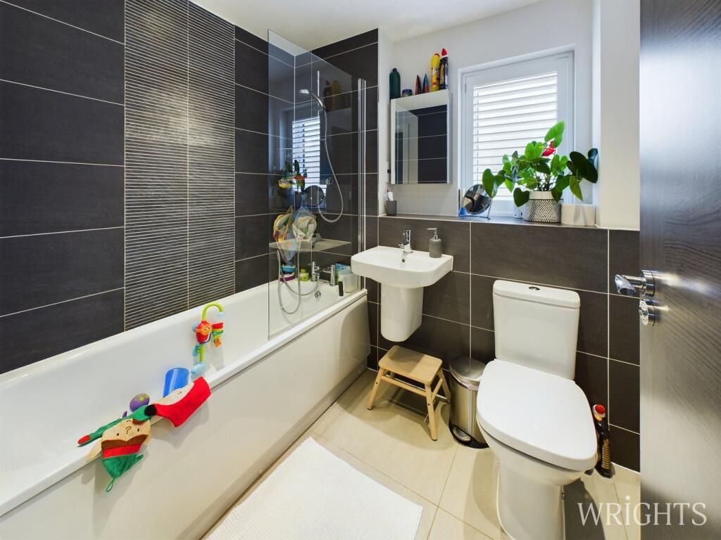 Additional image 18 of Queens Avenue, Welwyn Garden City, AL7