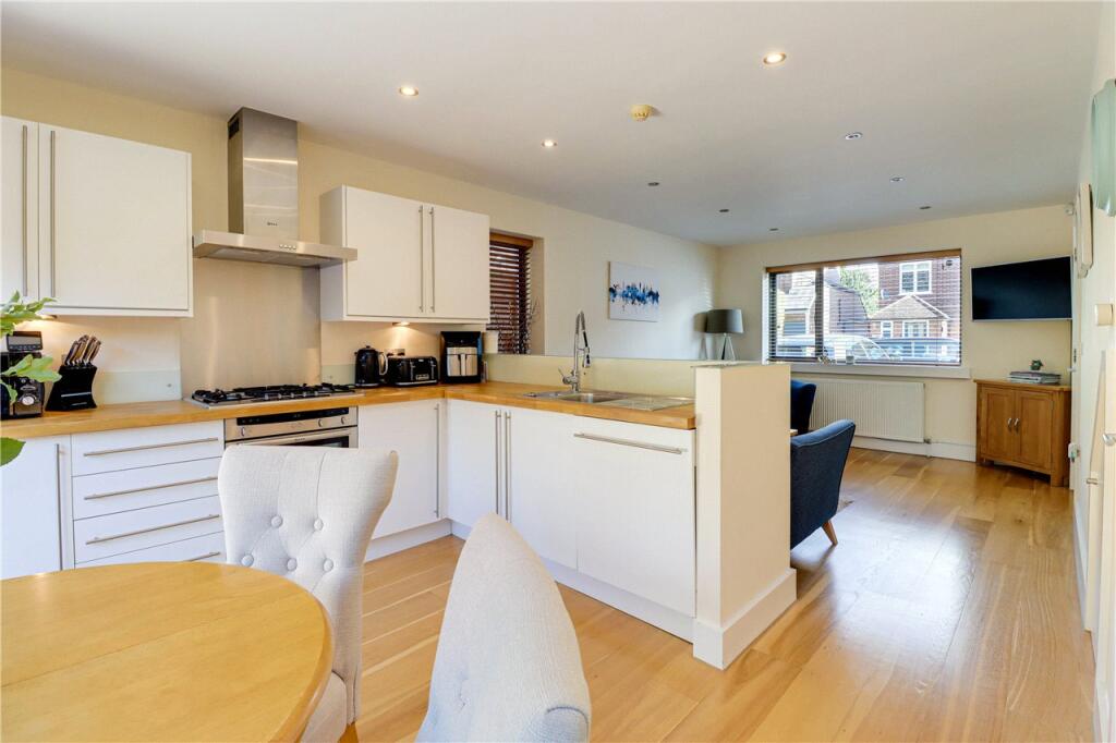 Additional image 6 of Kingcroft Road, Harpenden, Hertfordshire, AL5