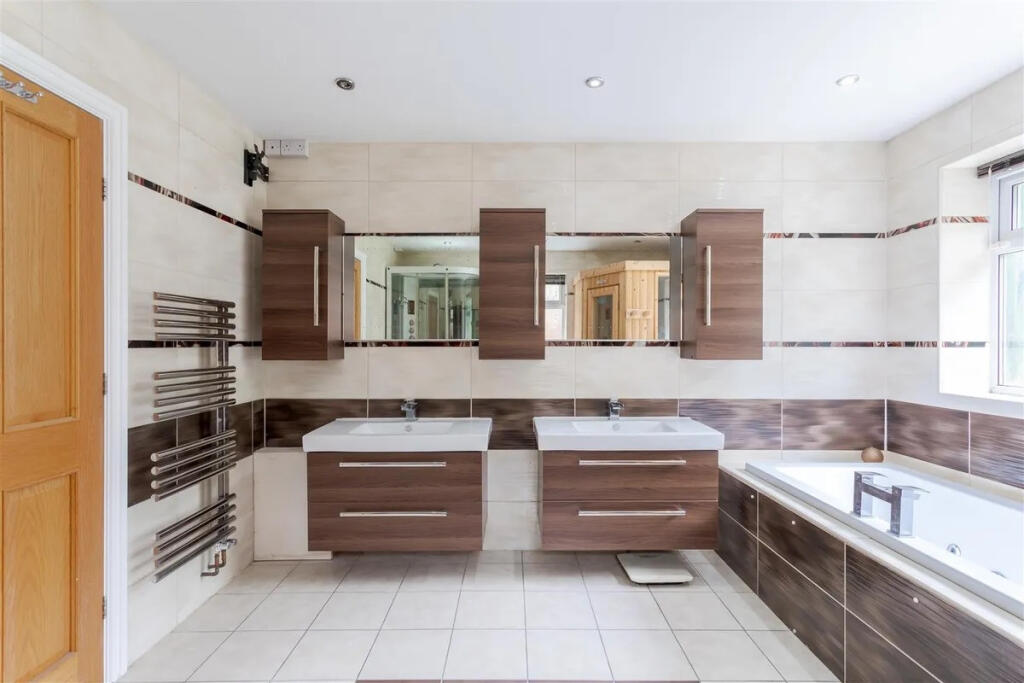 Additional image 26 of Antringham Gardens, Birmingham, B15