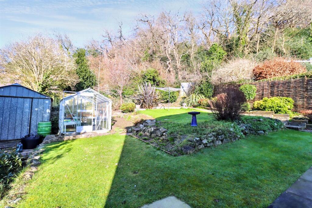 Additional image 18 of Elevated position with the Swiss Valley