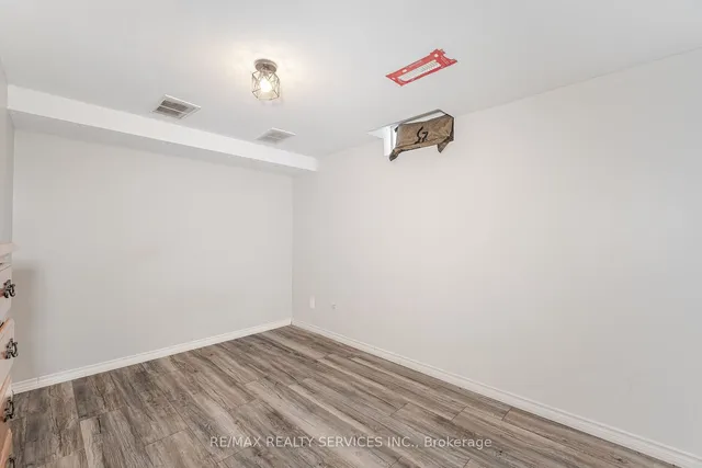 Additional image 38 of 42 Fairlight St