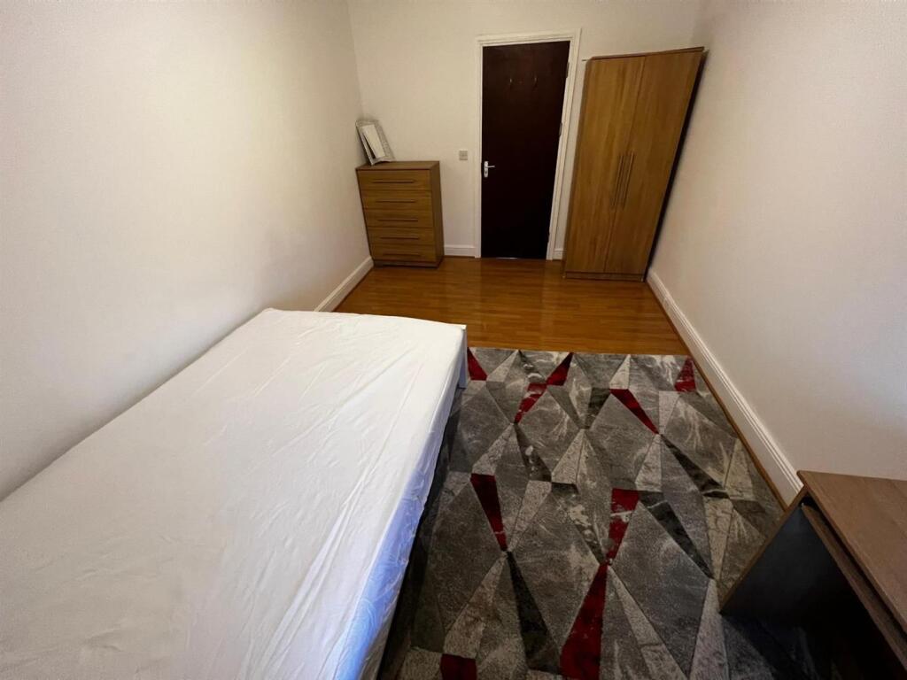 Additional image 10 of City Road, Cardiff