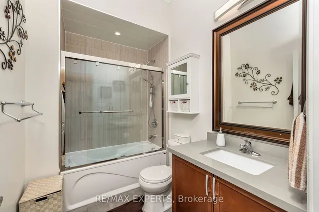 Additional image 23 of 20 Concorde Dr