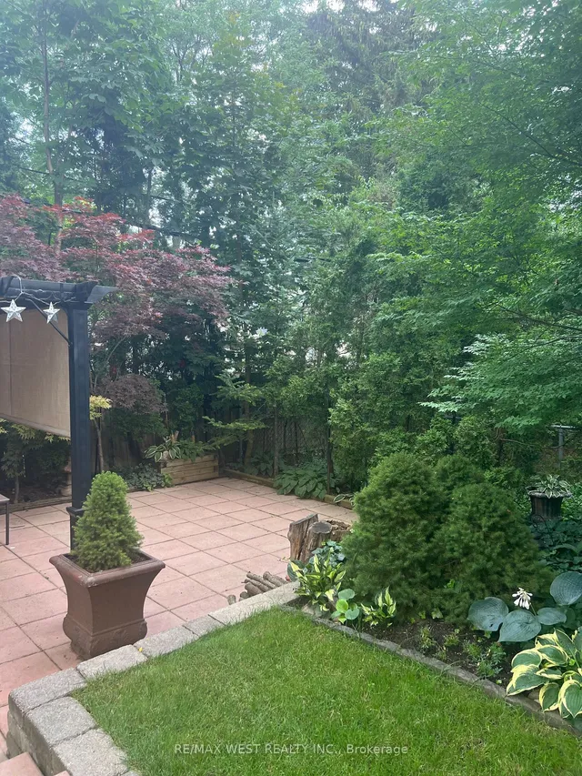 Additional image 19 of 85 Hillcroft Dr