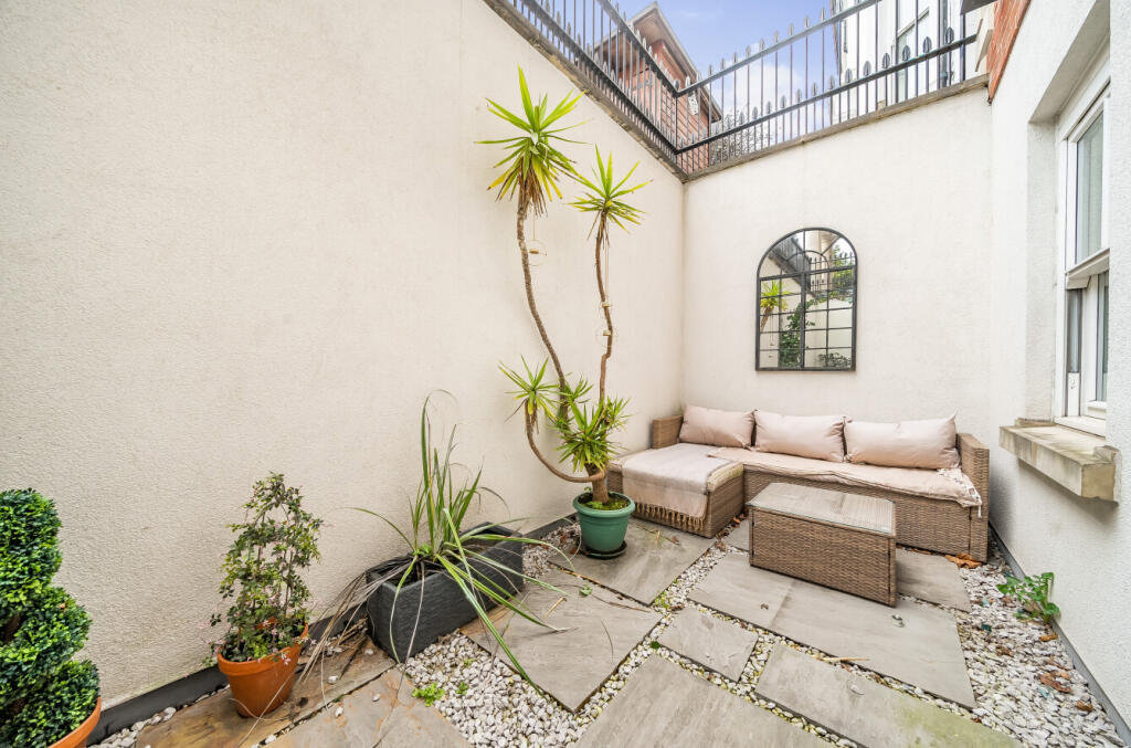Additional image 9 of Widmore Road, Bromley, BR1