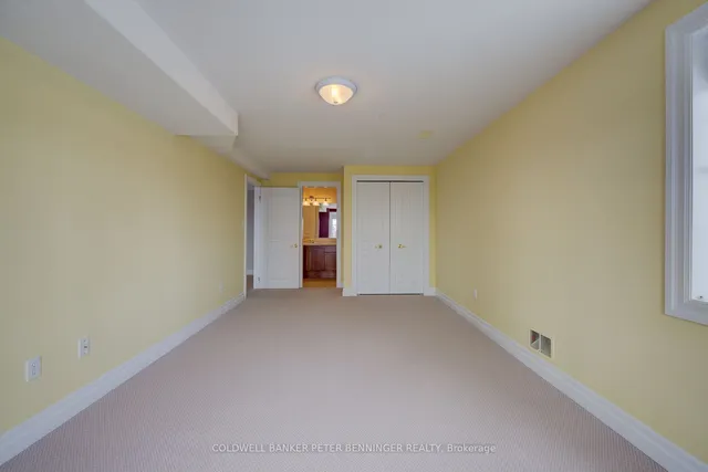 Additional image 38 of 165 Chandos Dr Unit 8