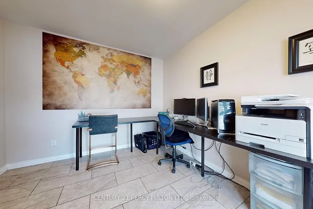 Additional image 16 of 3284 Lonefeather Cres