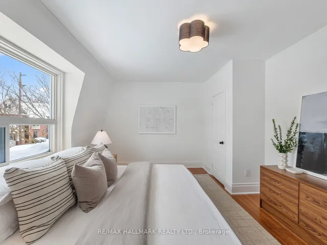 Additional image 22 of 49 Dearbourne Ave