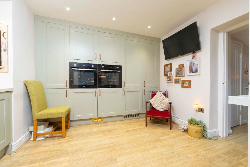 Additional image 17 of Windsor Road, Treharris