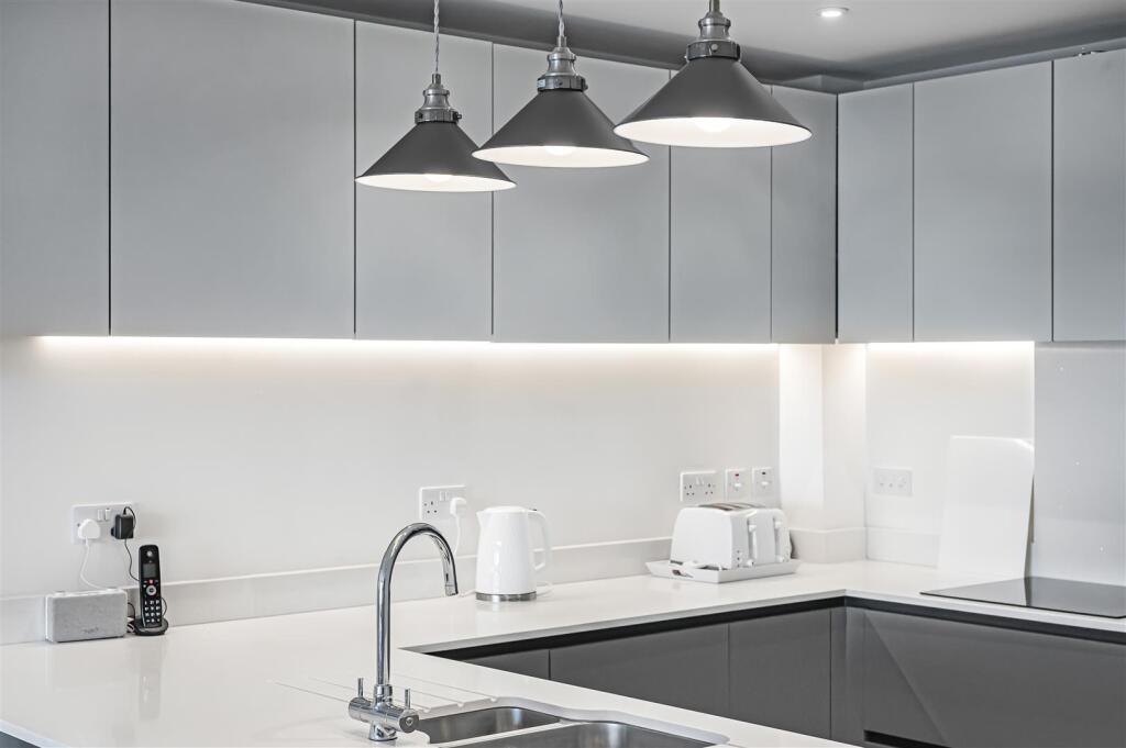 Additional image 26 of Waters Edge, Claremont Road