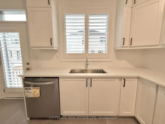 Additional image 9 of 1358 Lily Cres