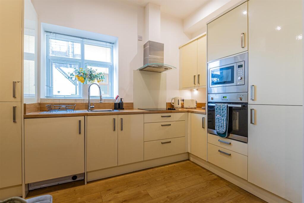 Additional image 3 of Newport Road, Roath,Cardiff