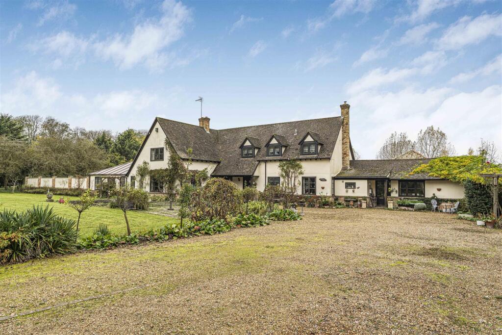 Additional image 42 of The Avenue, Madingley