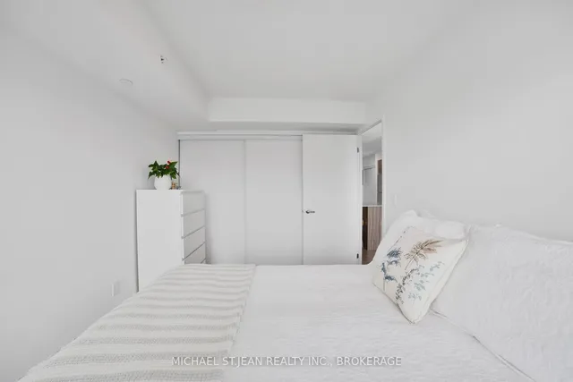 Additional image 28 of 1119 Cooke Blvd Unit B420