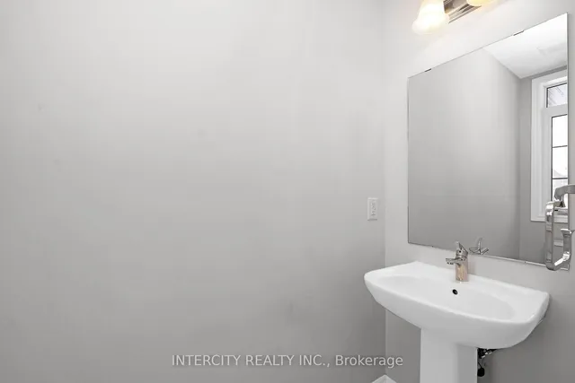 Additional image 15 of 66 Claremont Dr