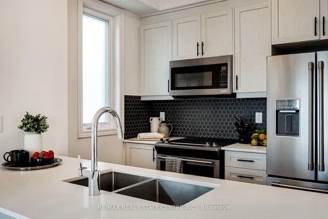 Additional image 12 of 575 Woodward Ave Unit 42