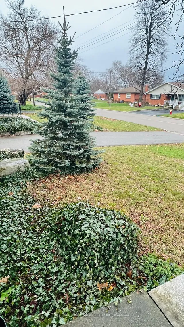 Additional image 24 of 1288 DE QUINCY Cres