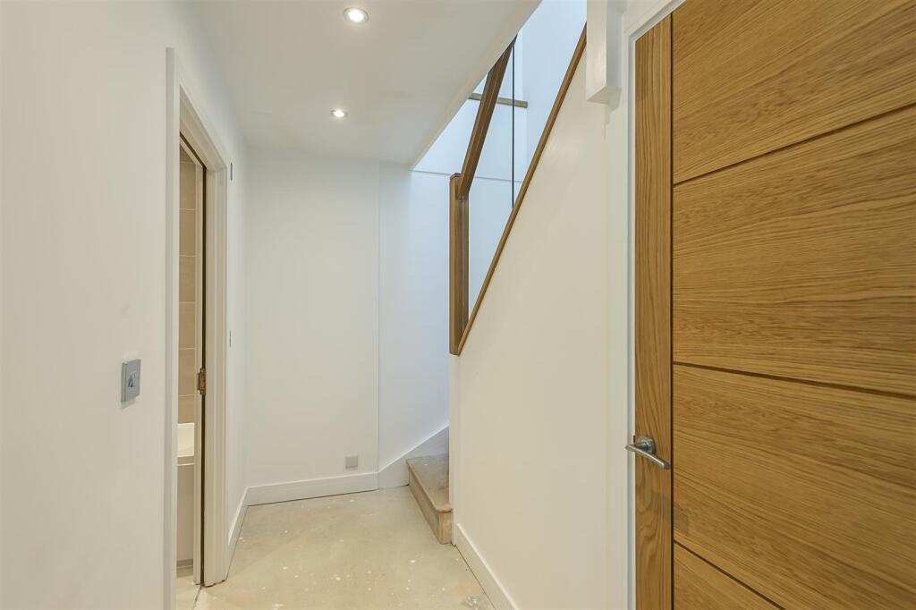 Additional image 9 of Priory Court Old London Road St Albans Hertfordshire