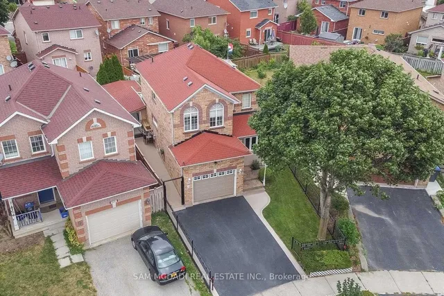 Additional image 33 of 5599 Brenchley Ave