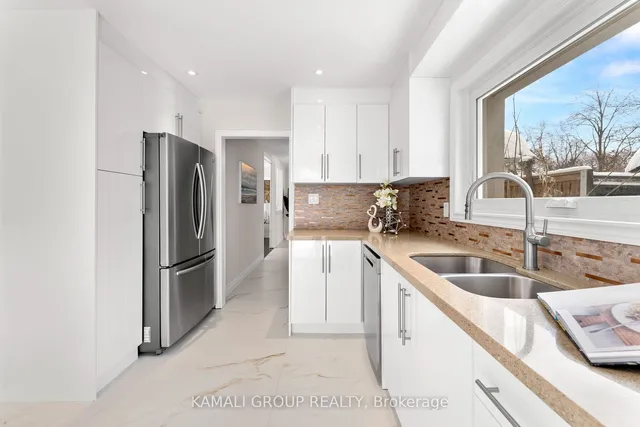 Additional image 13 of 47 Oakley Blvd