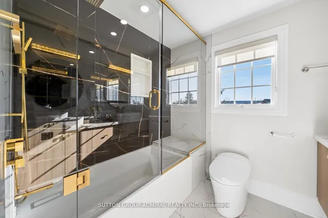 Additional image 17 of 567 Clover Park Cres