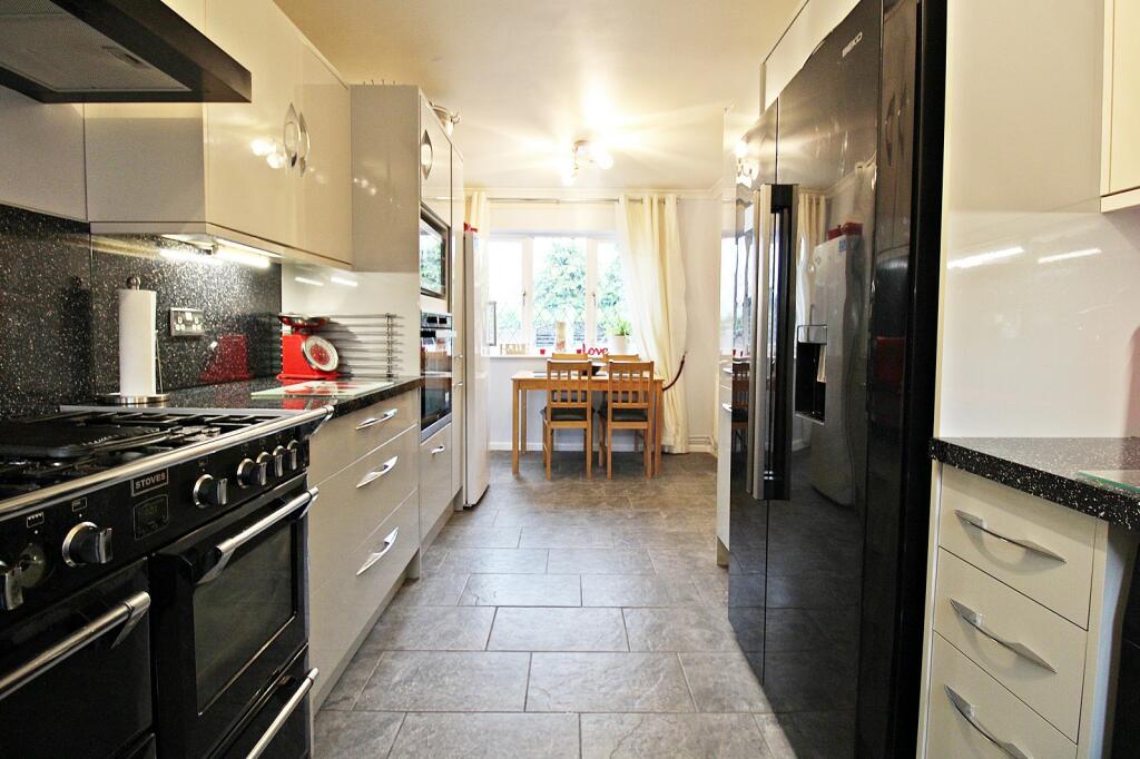 Additional image 9 of Chandlers Reach, Llantwit Fardre, Pontypridd, Rhondda Cynon Taff. CF38 2NJ