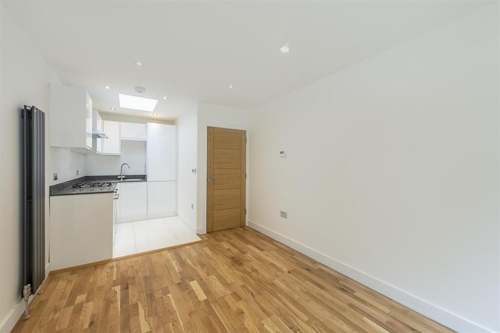 Additional image 6 of Priory Court Old London Road St Albans Hertfordshire