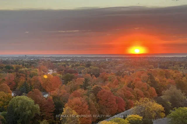 Additional image 29 of 2055 Upper Middle Rd Unit 1502