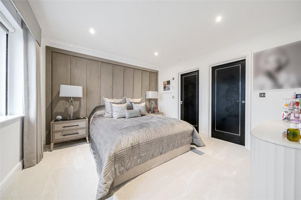 Additional image 34 of Meadow Way, Farnborough Park