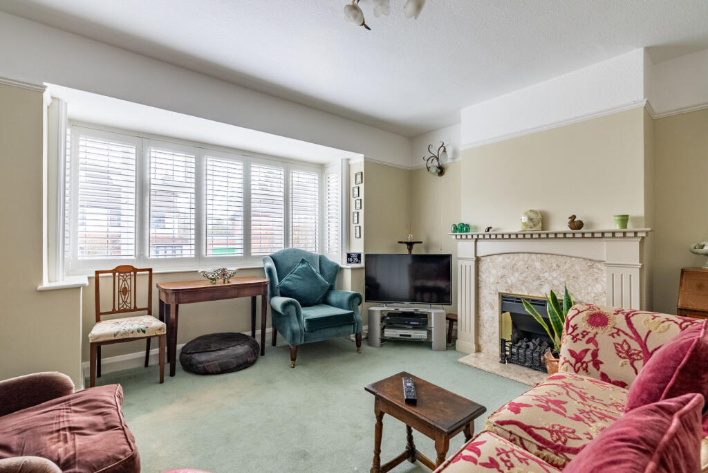 Additional image 4 of Carisbrooke Road, Harpenden, Hertfordshire, AL5