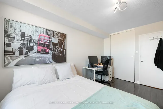 Additional image 28 of 362 The East Mall Unit 310