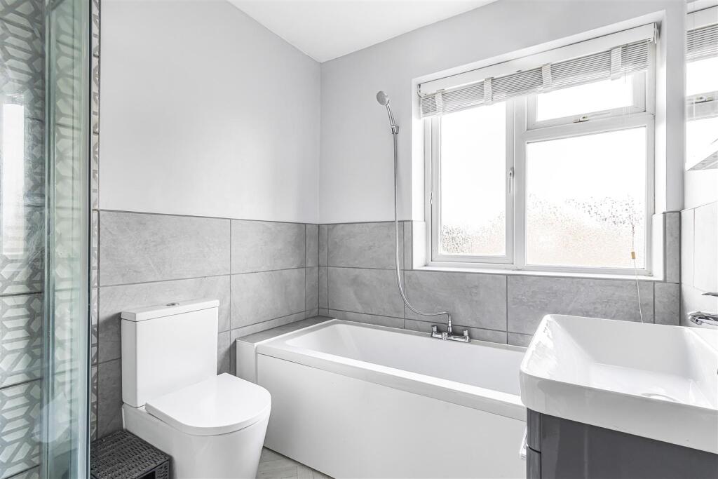 Additional image 14 of Beaumont Crescent, Cambridge