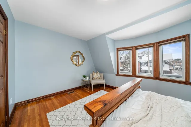 Additional image 23 of 891 Palmerston Ave