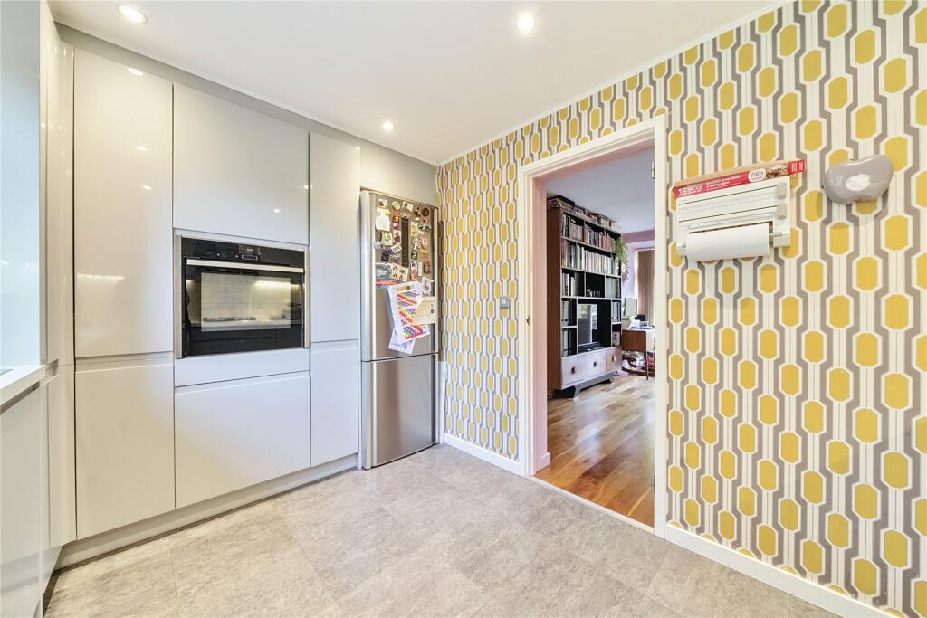 Additional image 9 of Field Close, Bromley