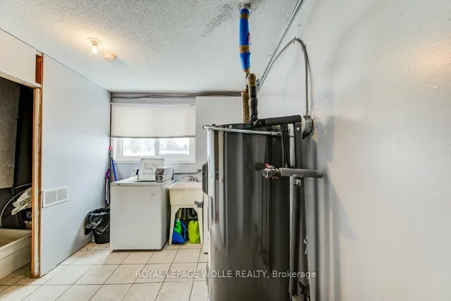 Additional image 17 of 103 Vicmount Dr