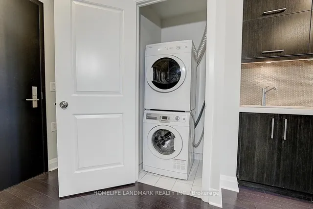 Additional image 36 of 65 St Mary St Unit 3411