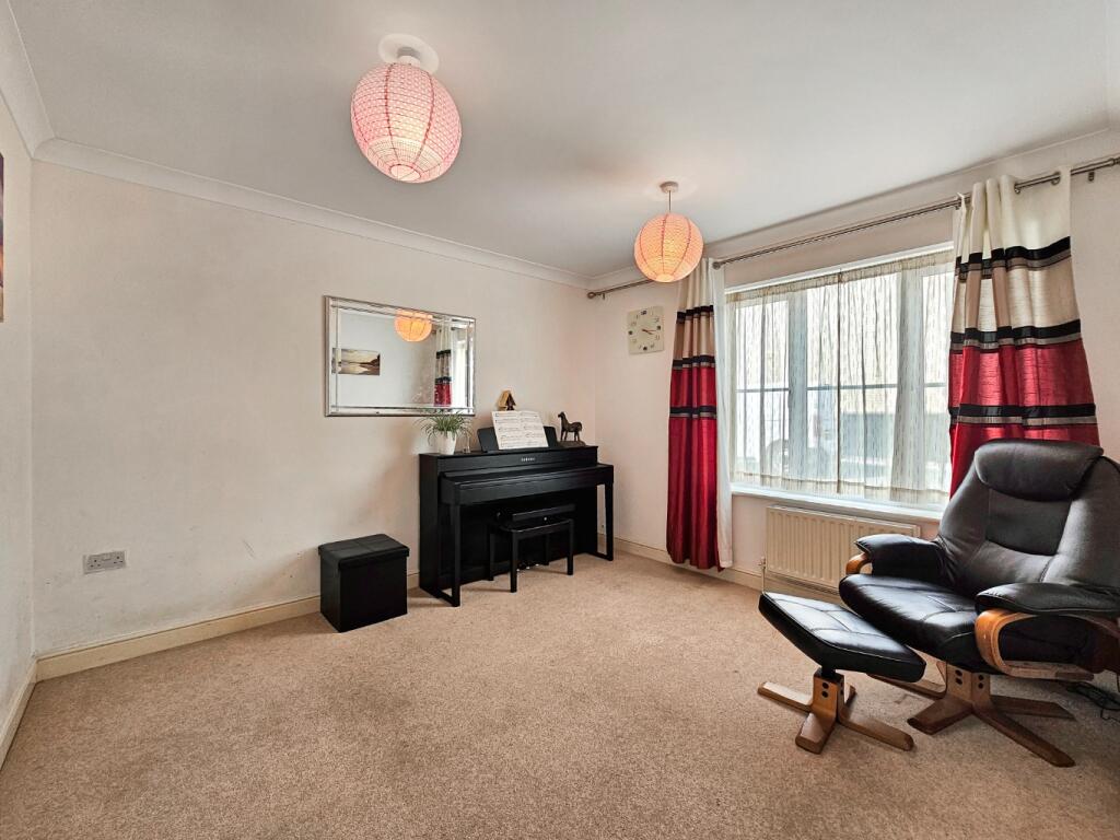 Additional image 6 of Grafton Drive, Highfields Caldecote